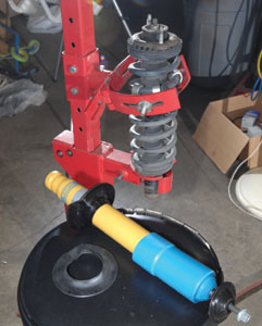 DIY Shock & Strut Installation - Extreme How To